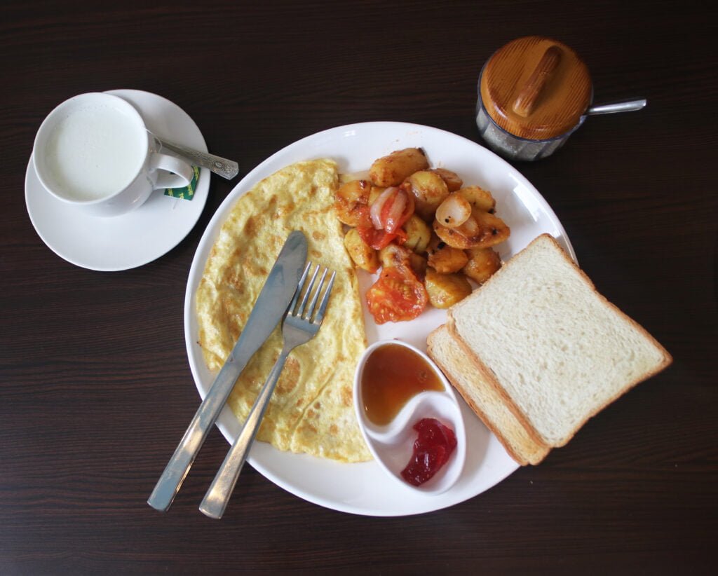 Pokhara Tourist Home Simple Breakfast set